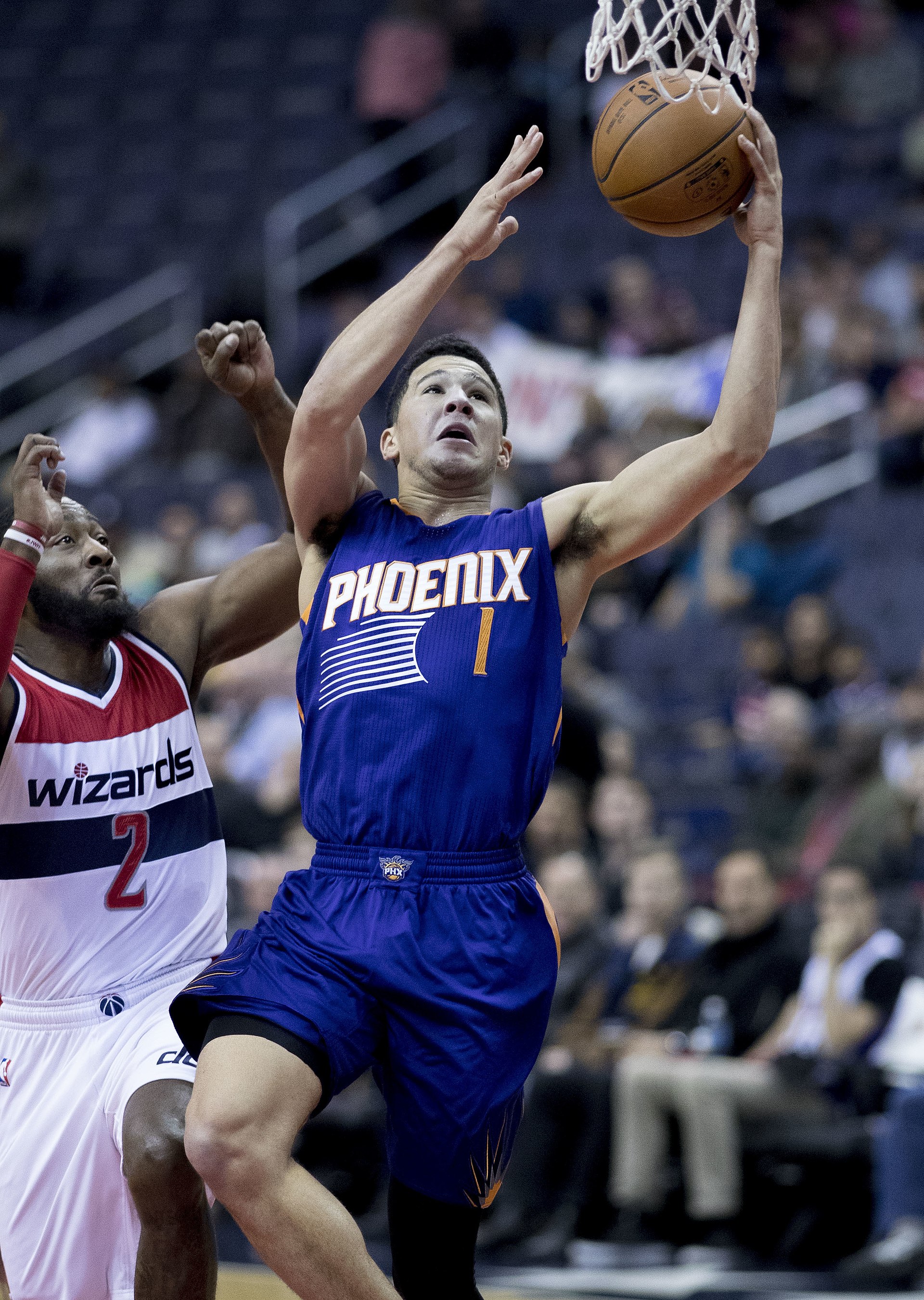 Imagem de referência de Devin Booker, descrito nos dados abertos como basquetebolista estadunidense