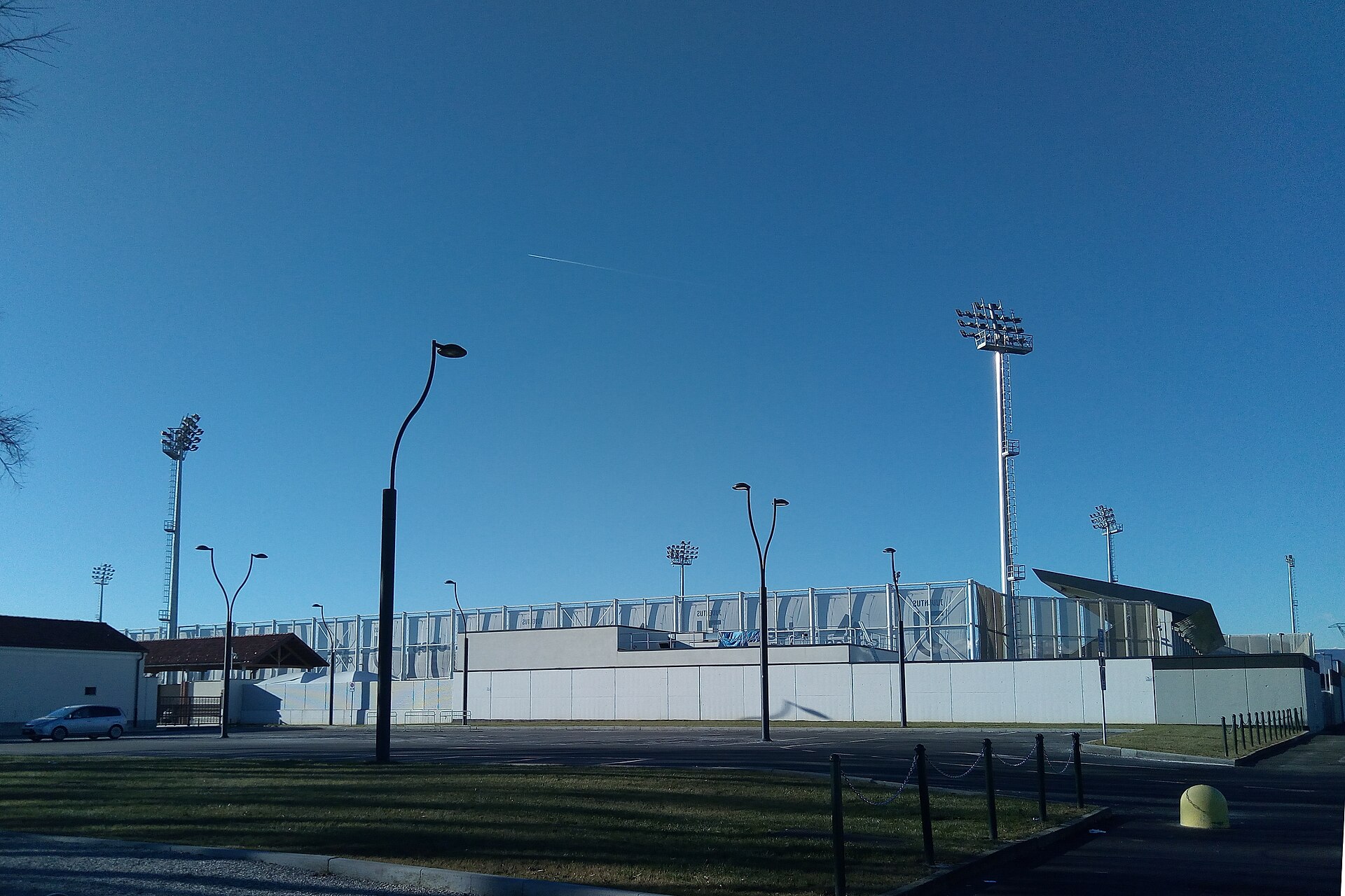 Imagem de referência relacionada a Centro de Treinamento de Continassa da Juventus, item descrito como registro de referência sobre Centro de Treinamento de Continassa da Juventus, organizado a partir de dados estruturados abertos