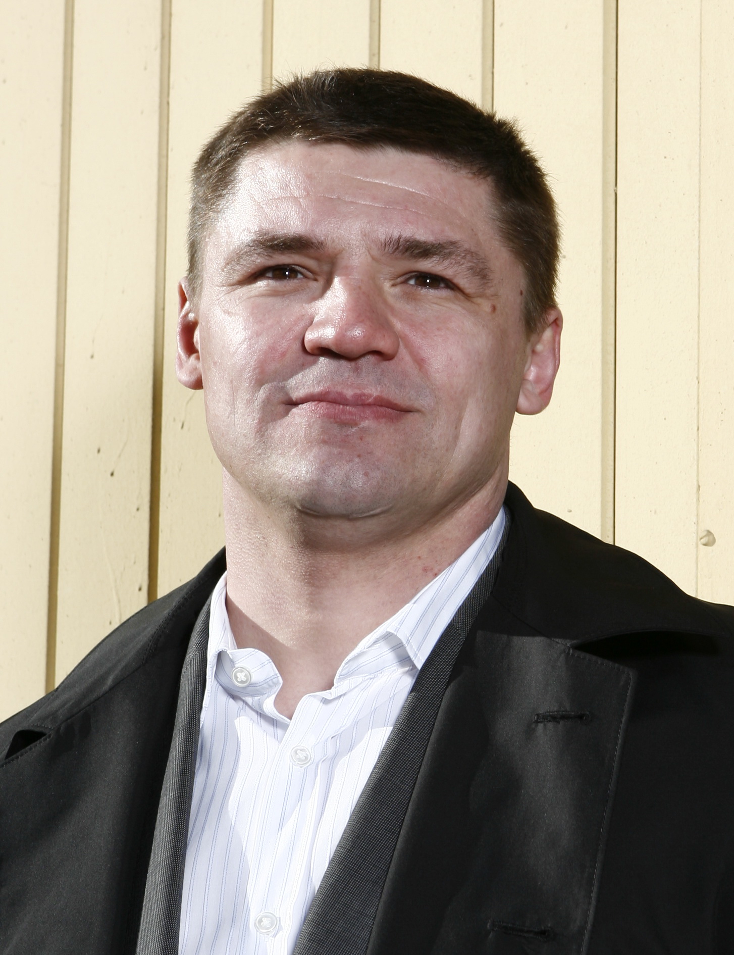 Imagem de referência de Andrei Kovalenko, descrito nos dados abertos como jogador do hoquei de gelo russo
