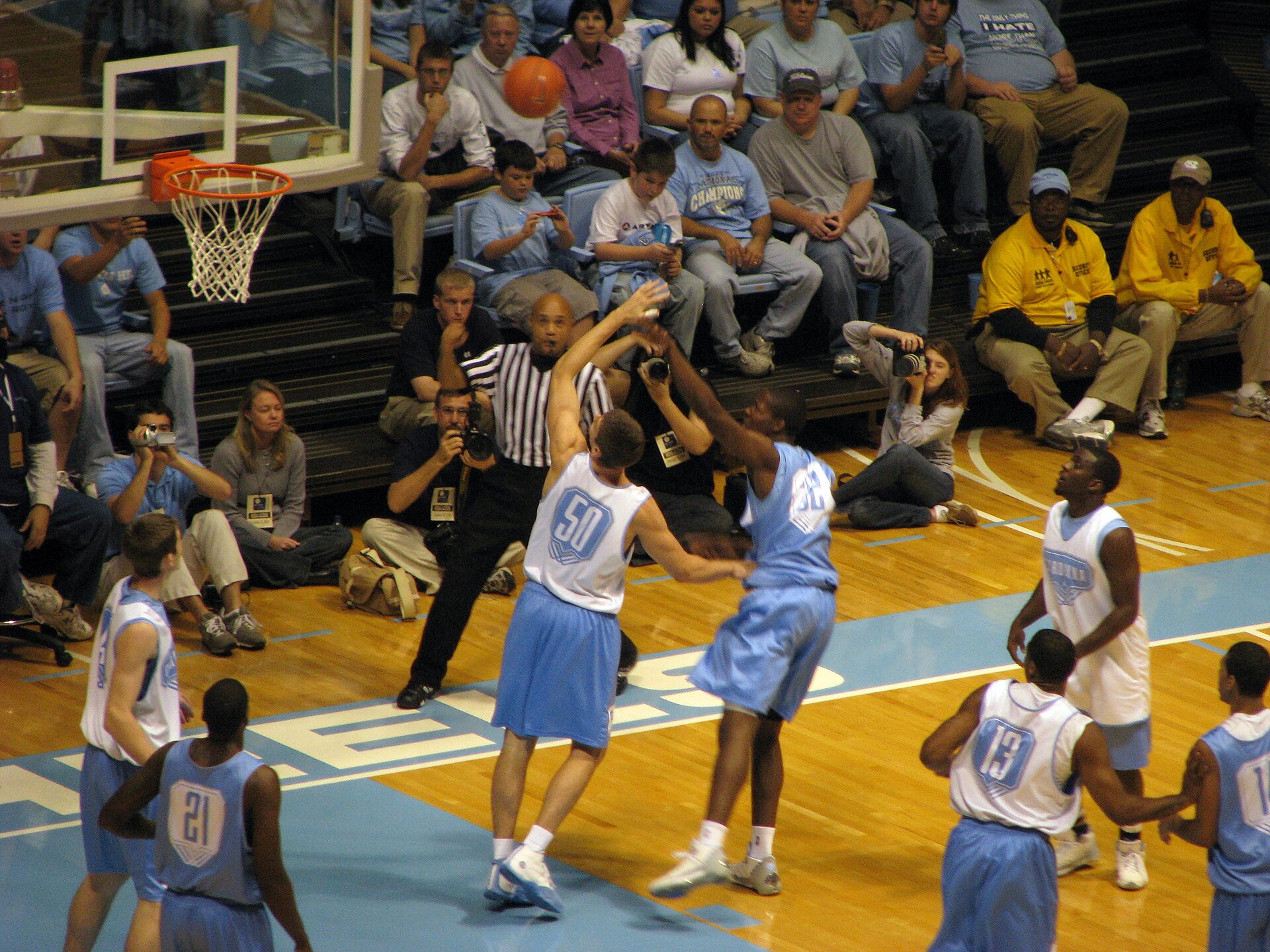 Imagem de referência de Ed Davis, descrito nos dados abertos como basquetebolista estadunidense