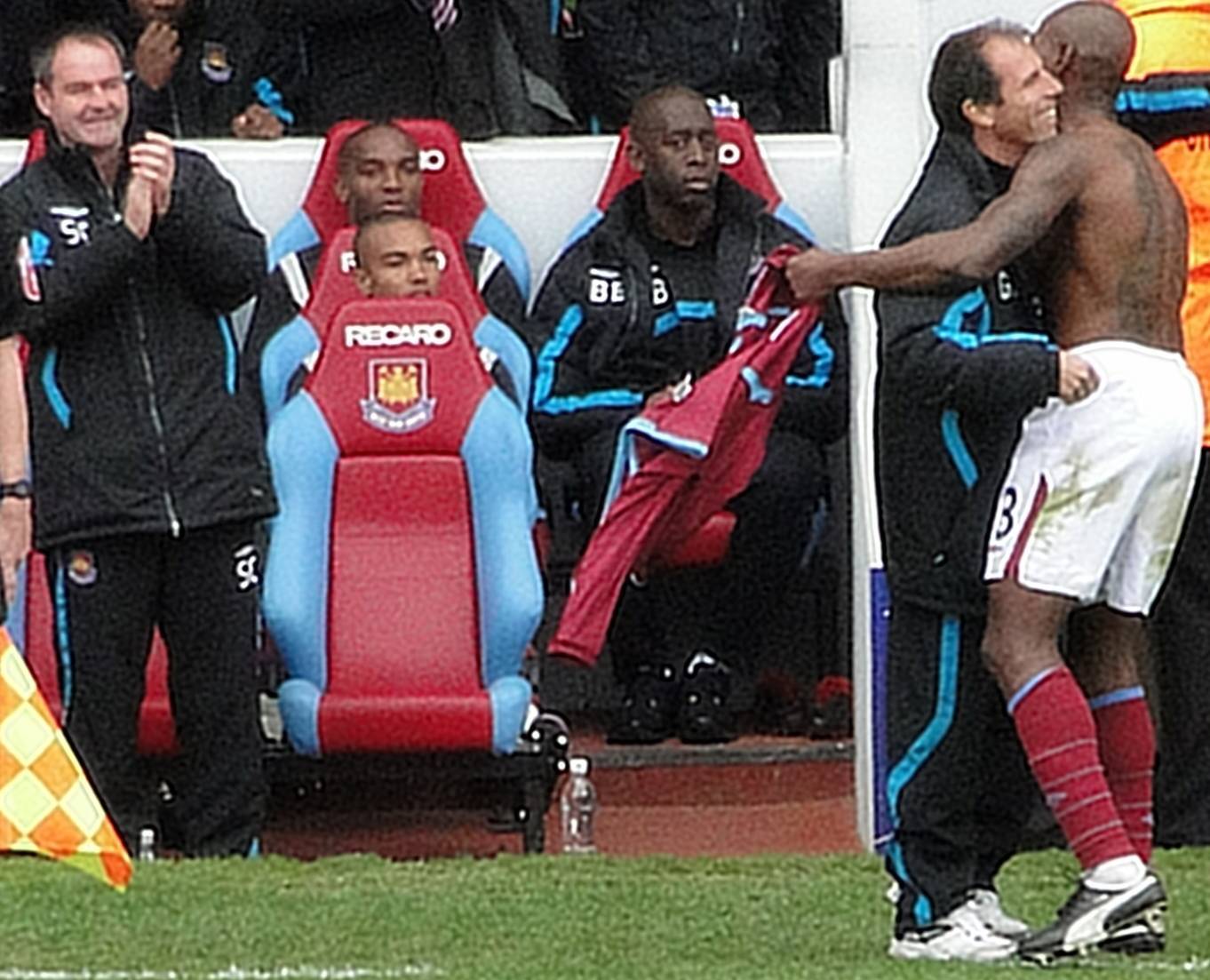 Imagem de referência de Steve Clarke, descrito nos dados abertos como treinador e ex-futebolista escocês