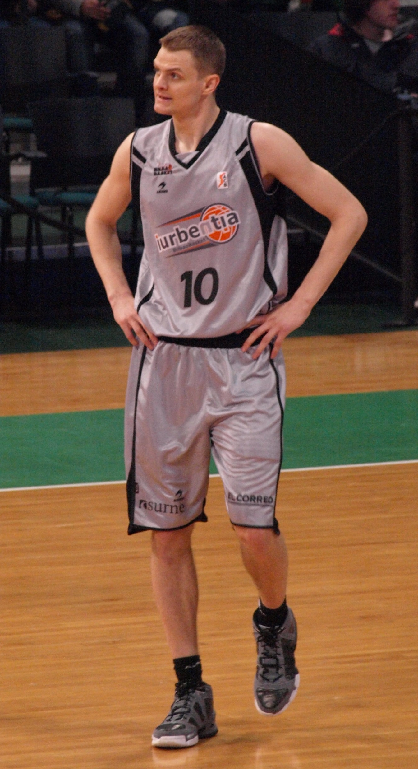 Imagem de referência de Renaldas Seibutis, descrito nos dados abertos como jogador de basquetebol lituano