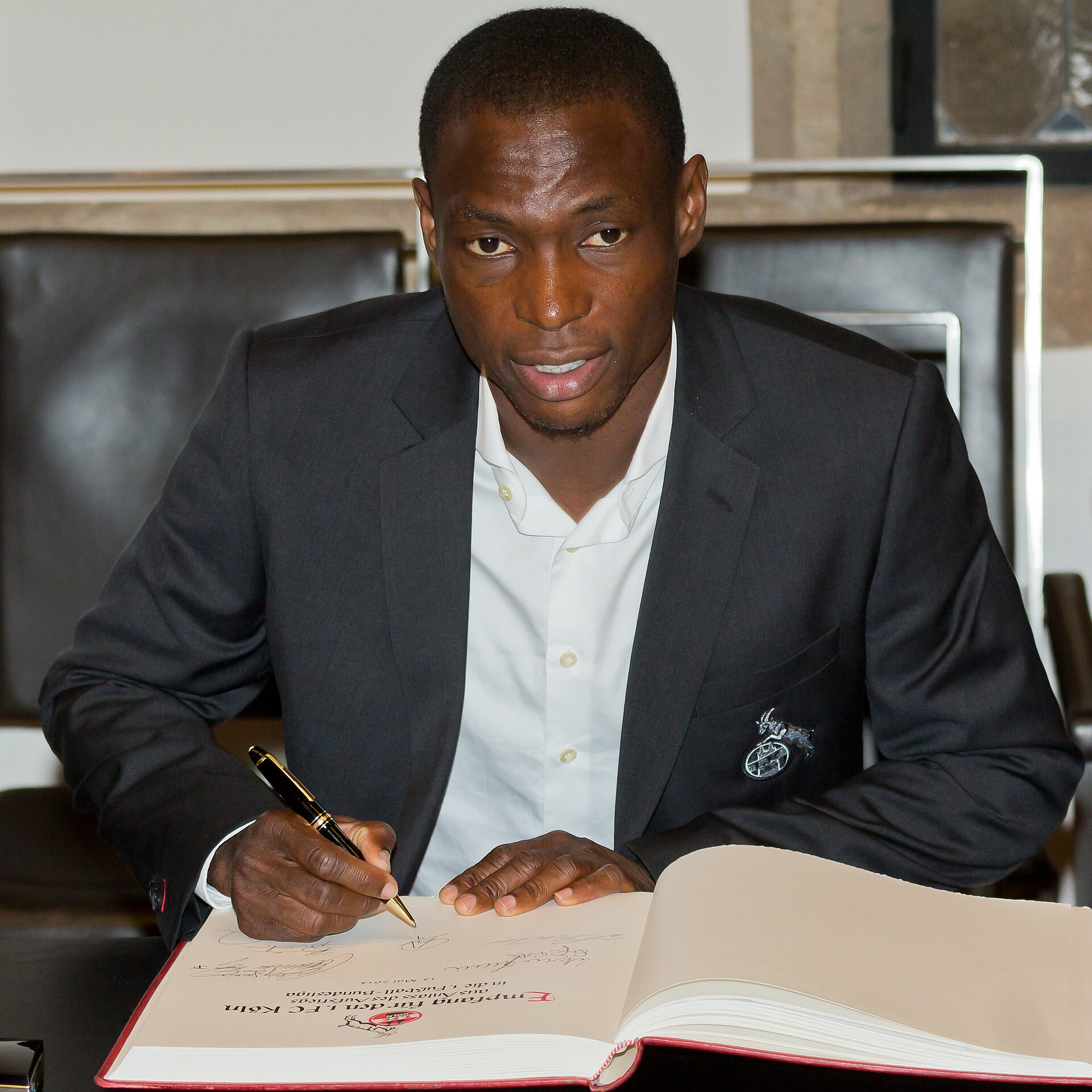 Imagem de referência de Anthony Ujah, descrito nos dados abertos como jogador de futebol nigeriano