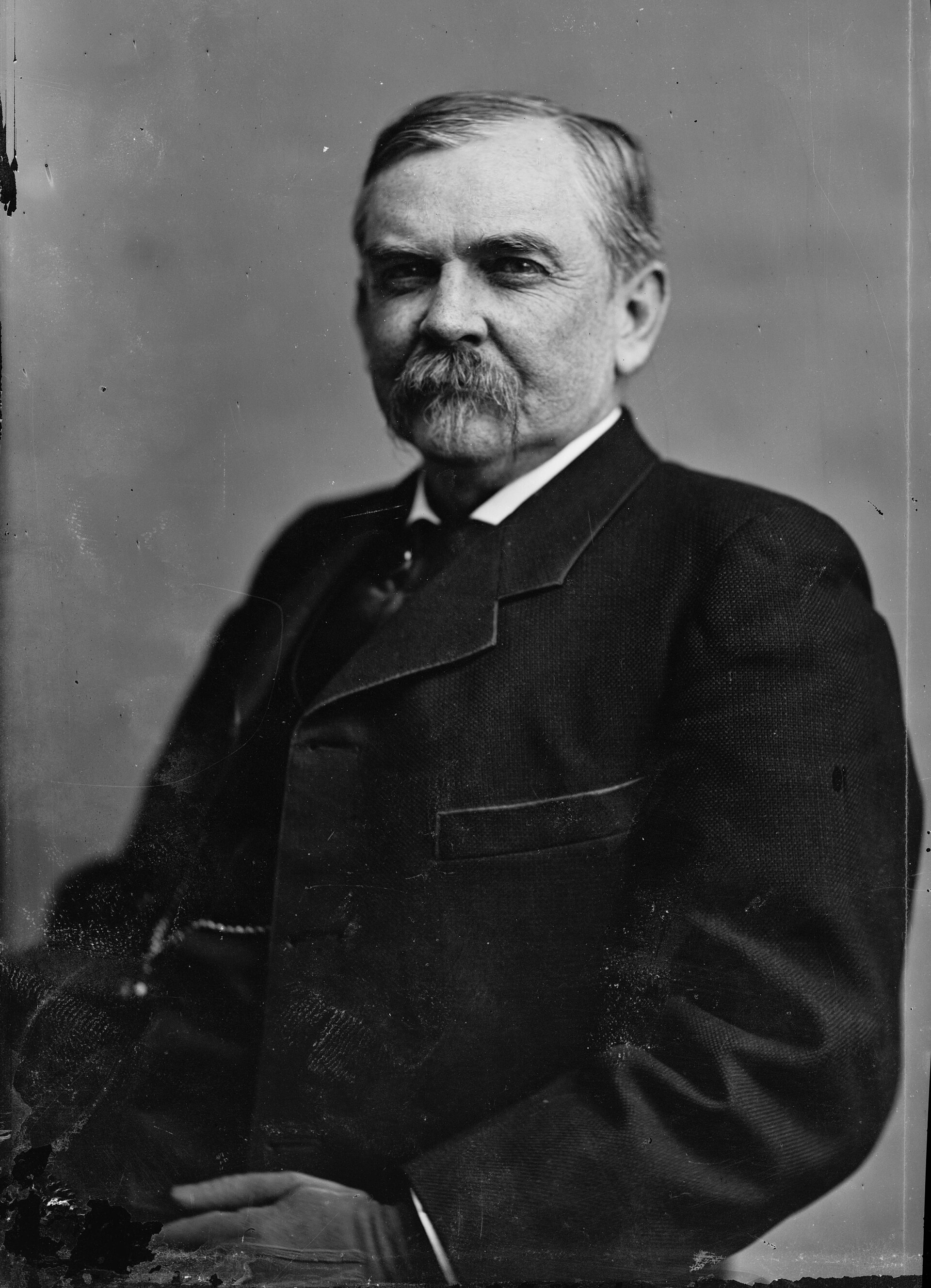 Imagem de referência de George Graham, descrito nos dados abertos como futebolista escocês