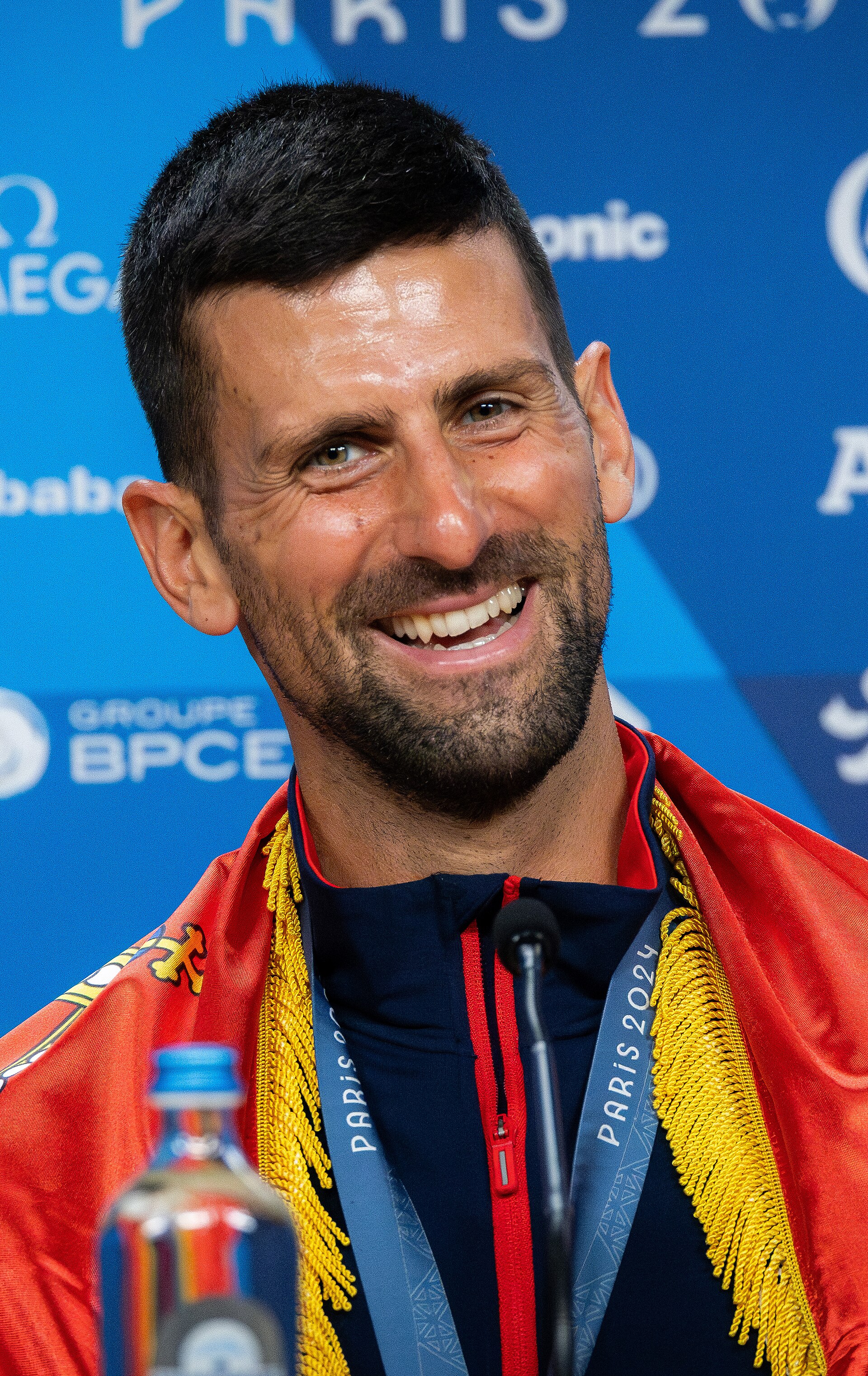 Imagem de referência relacionada a Novak Đoković, item descrito como tenista sérvio