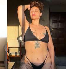 Cantora baiana Aila Menezes publicou registro aos 33 dias de pós-operatório Foto: Reprodução/Redes socias/@ailamenezes