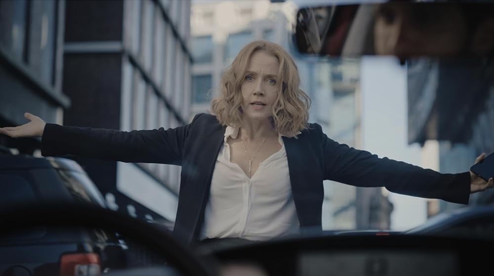 A atuação de Camila Morgado é um dos destaques da série de suspense brasileira Sentença — Foto: Divulgação/Amazon Prime Video