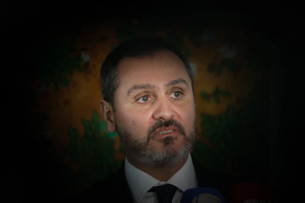 Andrei defende legalidade de relatórios da PF que citam Mendonça