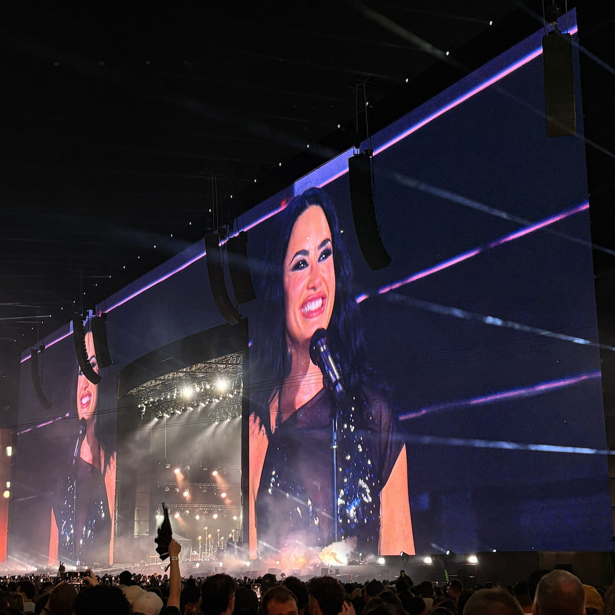 Demi Lovato faz volta triunfal ao pop no Rock in Rio com Pabllo Vittar e merecia ser headliner