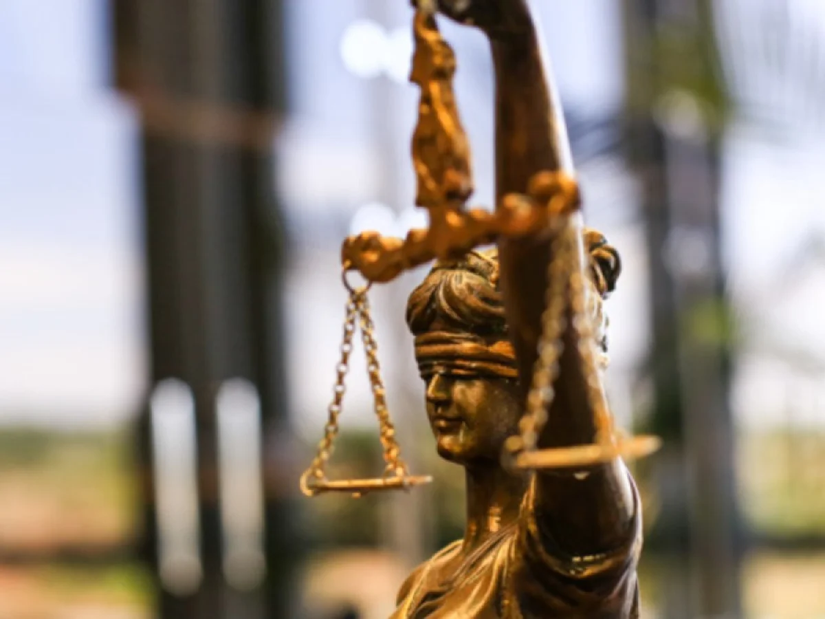 “Etarismo”: homem é demitido a 8 meses de se aposentar e ganha ação em MG