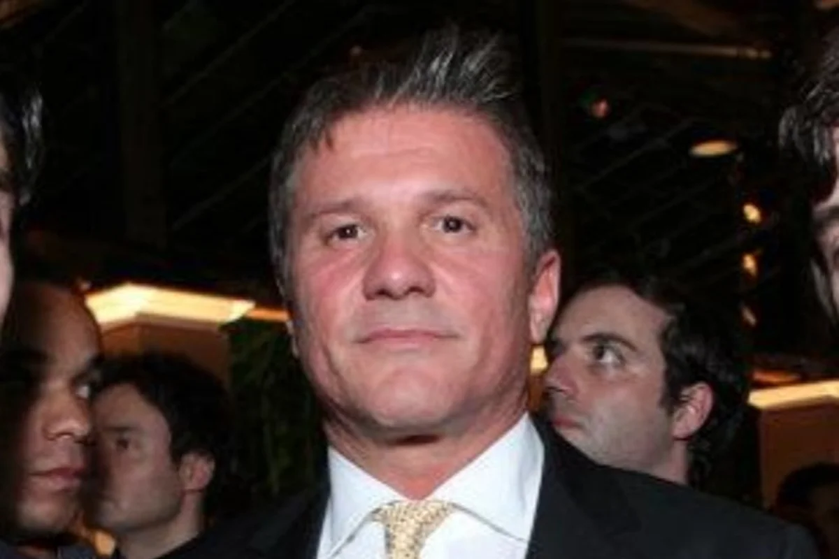 Pai de Vorcaro pede a Fachin que revogue prisão e suspenda processo no STF