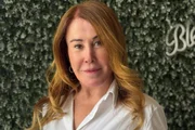 Após polêmica, assessoria de Zilu Camargo esclarece relação com namorado