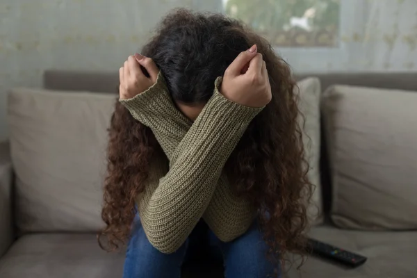 Depressão oscila ao longo do tempo e pode ter recaídas mesmo quando tratada