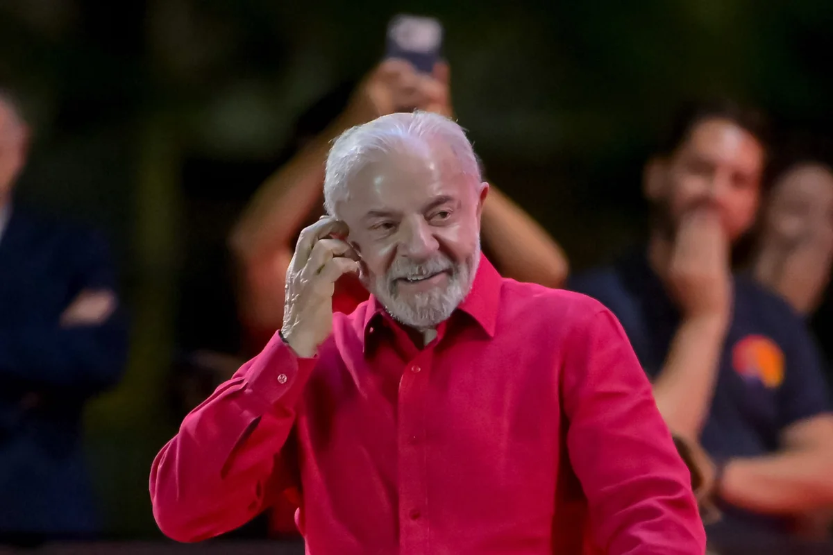 Aliados articulam encontro de Lula com empresários em SP
