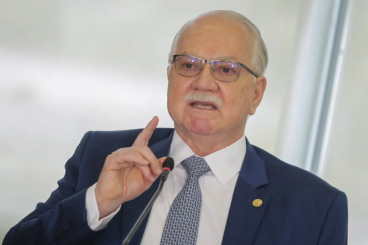 Fachin marca julgamento sobre conduta de Mendonça no Master para dia 23/9
