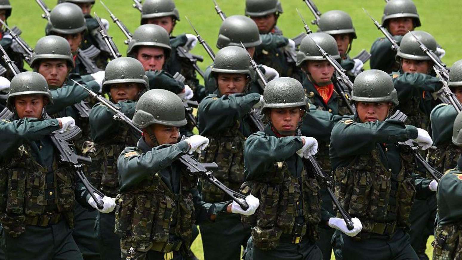 Desde o início de seu governo, Espriella tem prometido impulsionar as forças militares do país