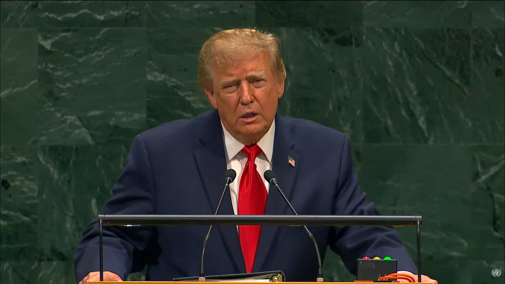 Trump ‘aposenta’ IA na ONU: “bem-vindos ao mundo da superinteligência”
