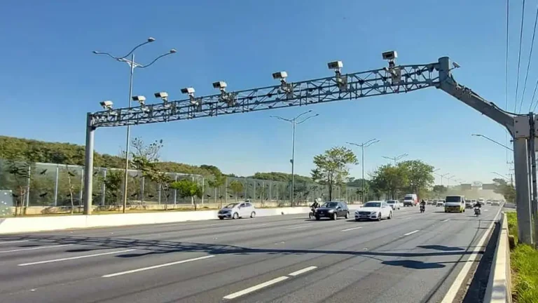 Vai dar multa? ANTT inicia novos testes com radares de velocidade média