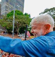 Presidente da República, Luiz Inácio Lula da Silva, durante ato "Lula em São Paulo, O Brasil Pronto Pra Mais" na Avenida Paulista, em São Paulo - SP. Foto: Ricardo Stuckert