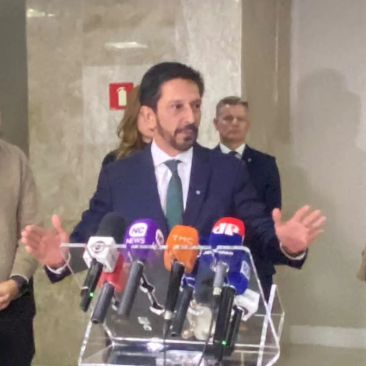 Nunes culpa motoristas por frota menor, mas diz que ônibus não impediu voto
