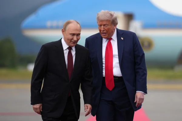 Putin faz 74 anos, mas não recebe parabéns de Trump; ligação será agendada