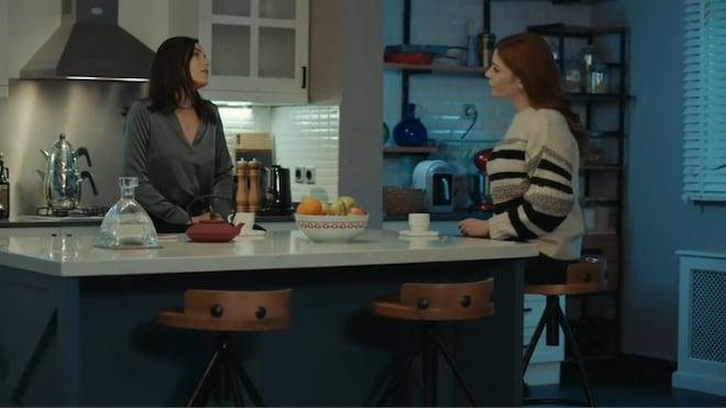 Novo galã na área! Sinan reaparece na vida de Asya e movimenta a trama de Iludida