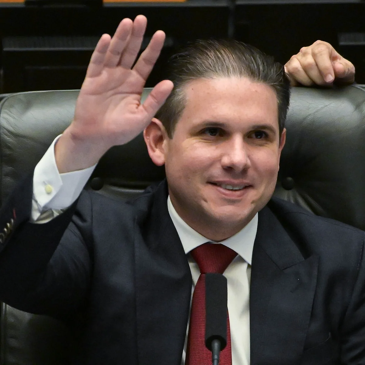 PT declara apoio à reeleição de Motta e se une ao Centrão para frear PL