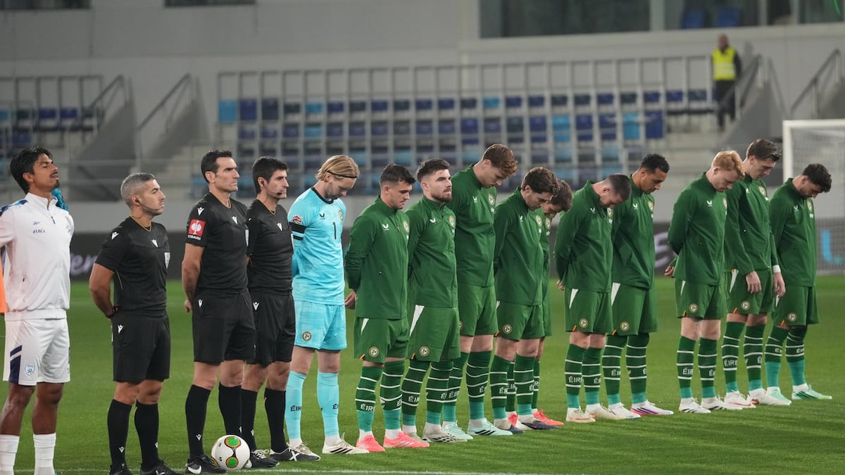 Ireland soccer players again wear black armbands and refuse handshakes with Israel team