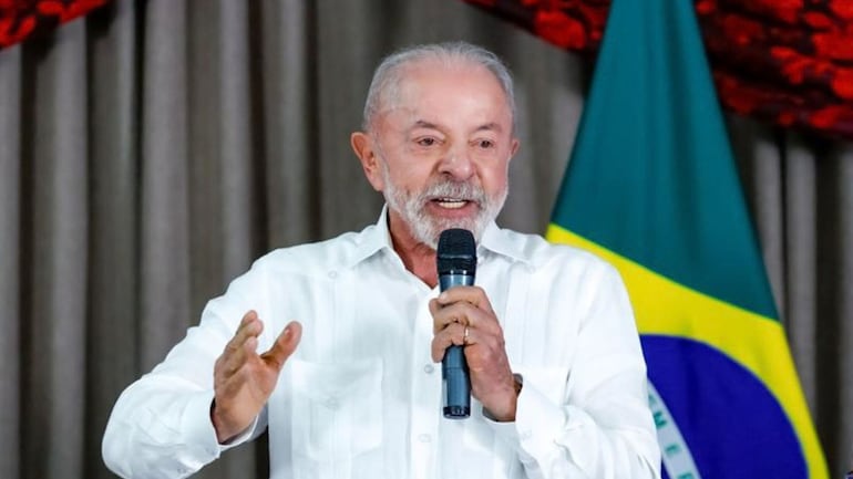 Lula defende reduzir maioridade penal para 16 anos em crimes hediondos, mas fora da PEC