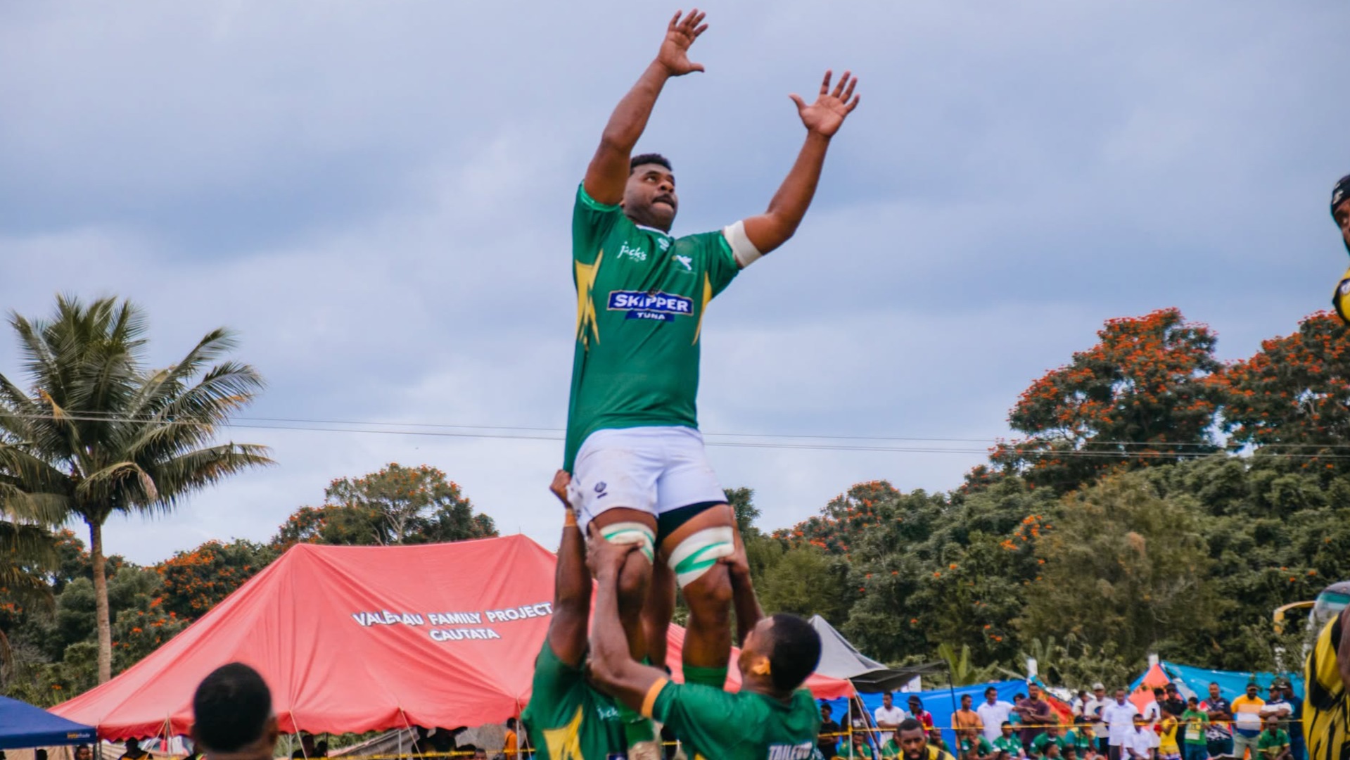 Tailevu draw 18-all with defending champions Malolo