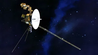Sonda Voyager 1 da NASA vai ficar a 1 dia-luz da Terra; entenda