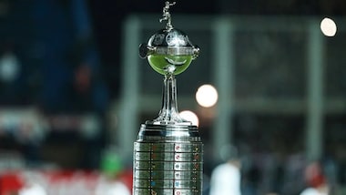 Conmebol renova contrato com marca de cerveja enquanto encara restrições a bets no Brasil