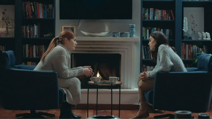 Novo galã na área! Sinan reaparece na vida de Asya e movimenta a trama de Iludida