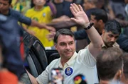 Wajngarten nega que Flávio tenha deixado o país: "Boataria maldosa"