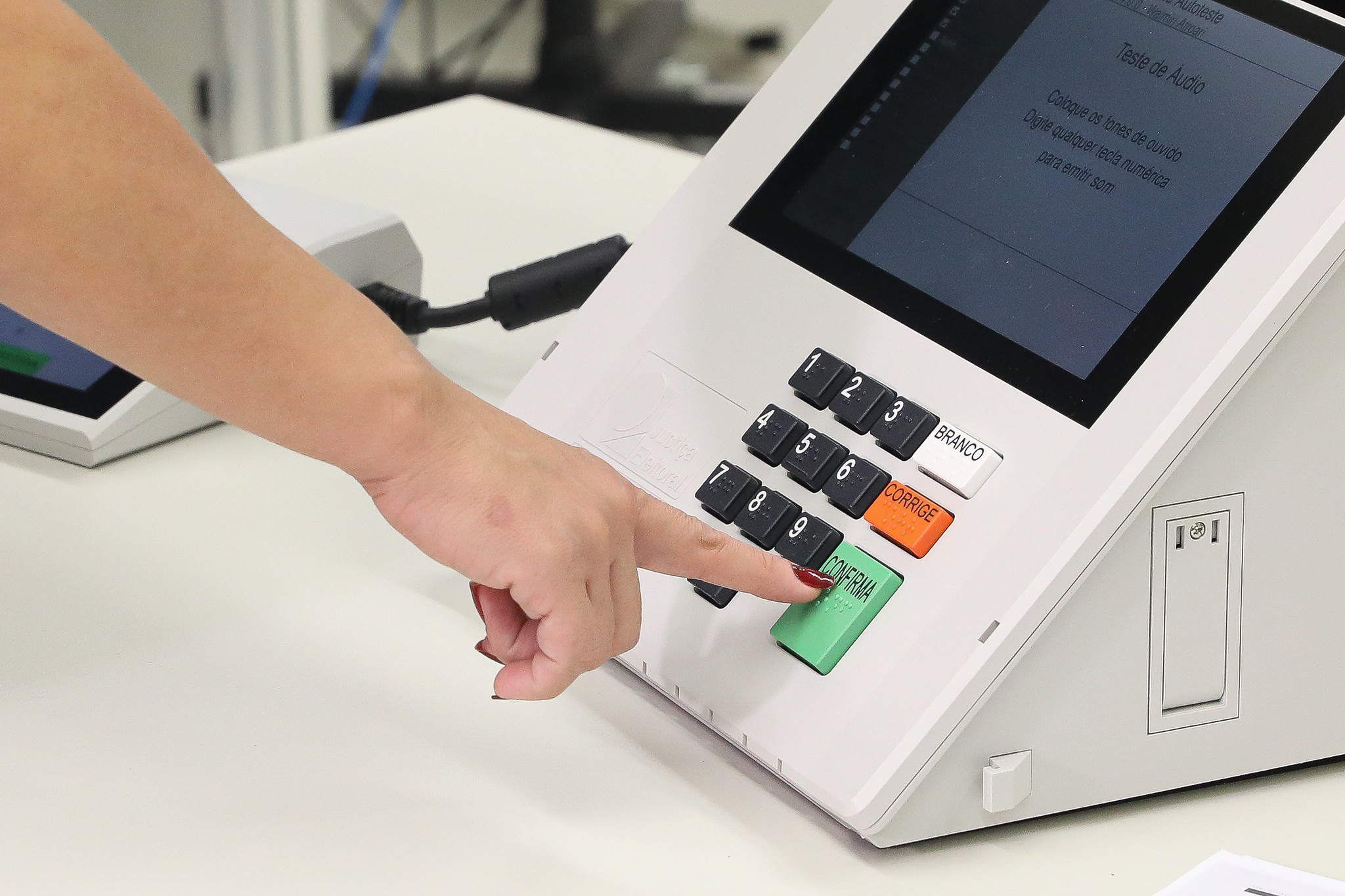 Quais paises utilizam a urna eletrônica nas eleições? Veja lista completa