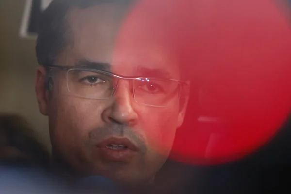 Aliados de Deltan mobilizam protesto em frente a prédio de ministro do TSE