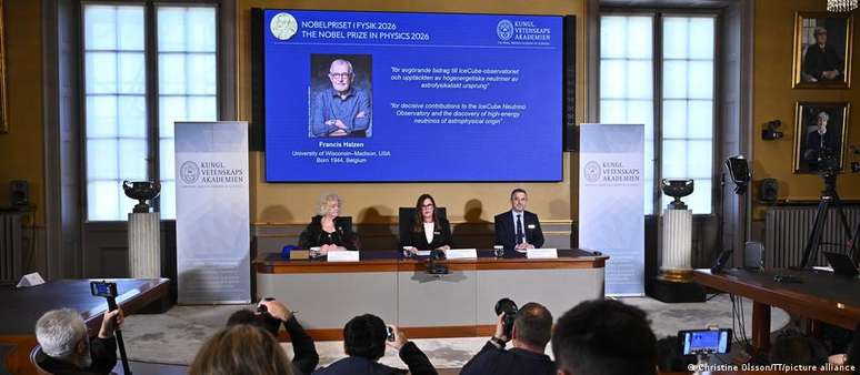Nobel de Física de 2026 vai para pesquisa sobre neutrinos