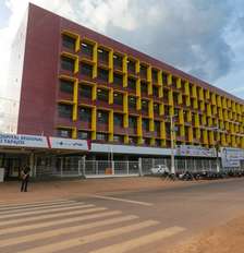 Menina foi levada ao Hospital Regional Público do Tapajós, onde segue internada em estado grave Foto: Reprodução/Secretaria de Saúde do Pará