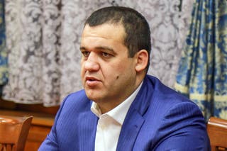 O pal de Putin responde à alegação de Trump de que Don Jr. o reembolsou pelo casamento