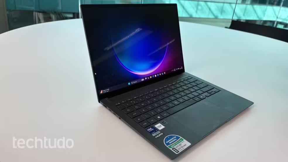 Por que alguns notebooks nunca carregam até 100%?