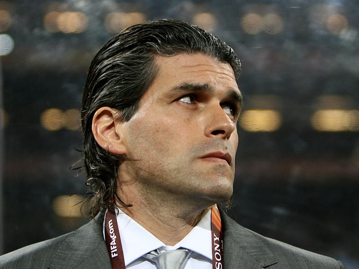 Ex-Flamengo vendia diploma falso de técnica a astros do futebol brasileiro