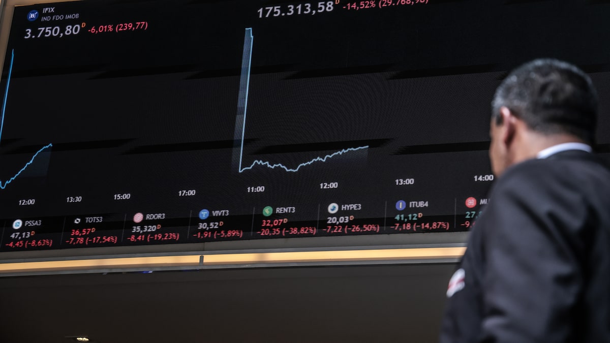Ibovespa hoje busca recuperação após tombo de quase 14% com reeleição de Lula; dólar recua