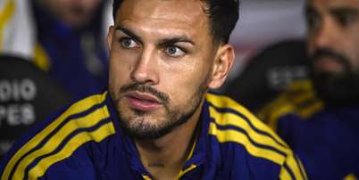 Leandro Paredes, do Boca Juniors, faz tratamento que usa o pr&oacute;prio sangue para tentar enfrentar o Vasco Foto: Cesar Heredia/Getty Images
