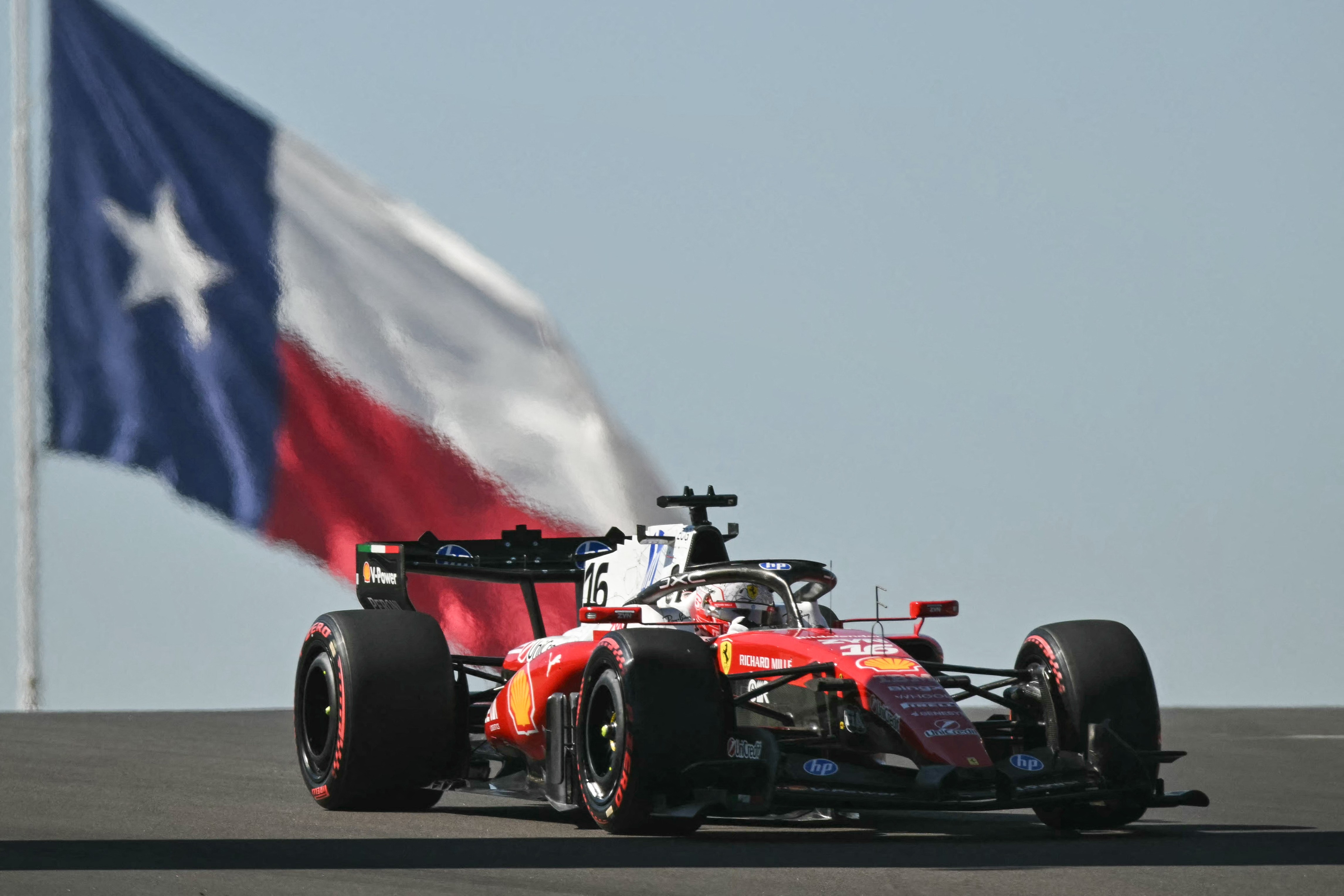 GP dos Estados Unidos: Leclerc lidera o 1º treino, e Bortoleto é 8º