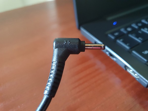 Por que alguns notebooks nunca carregam até 100%?
